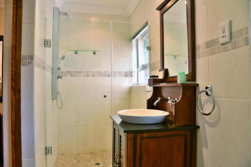 Stirling Manor Boutique Guest House Hartbeespoort Eksteriør bilde
